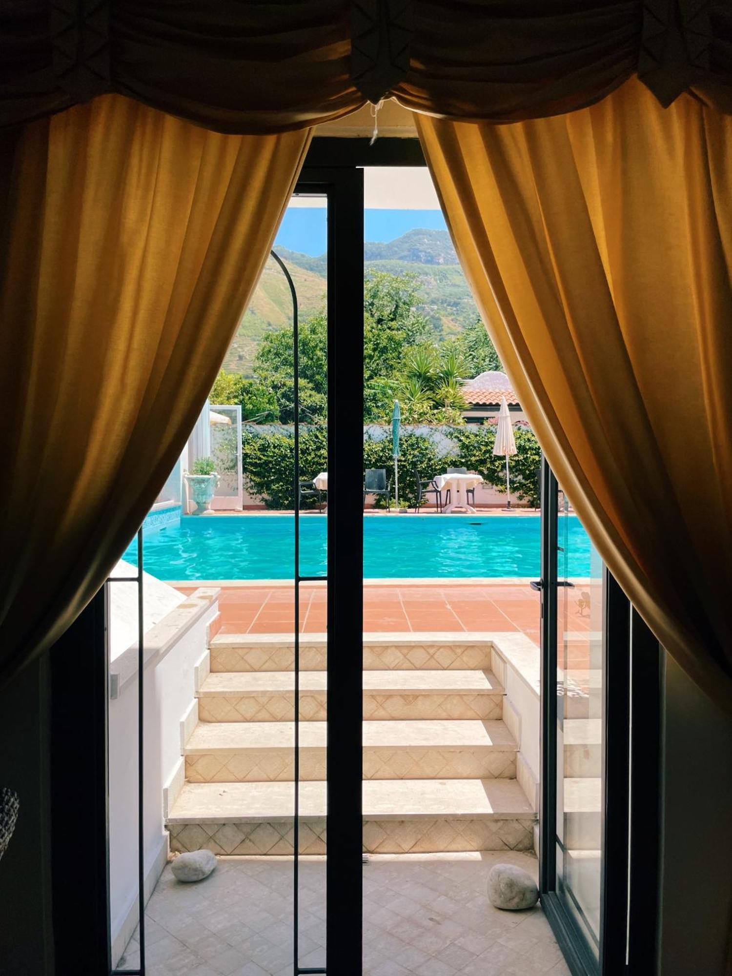Hotel Lord Byron Forio  Ngoại thất bức ảnh